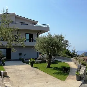 La Casa Del Riccio , Tindari Italien