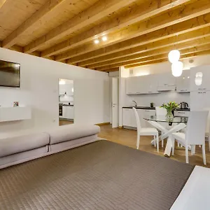 https://appartamento-arco-padua.hotelinveneto.com