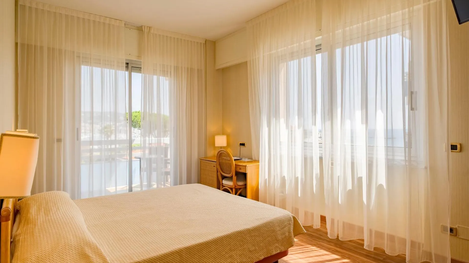 ****  Hotel Garden Lido Loano Olaszország