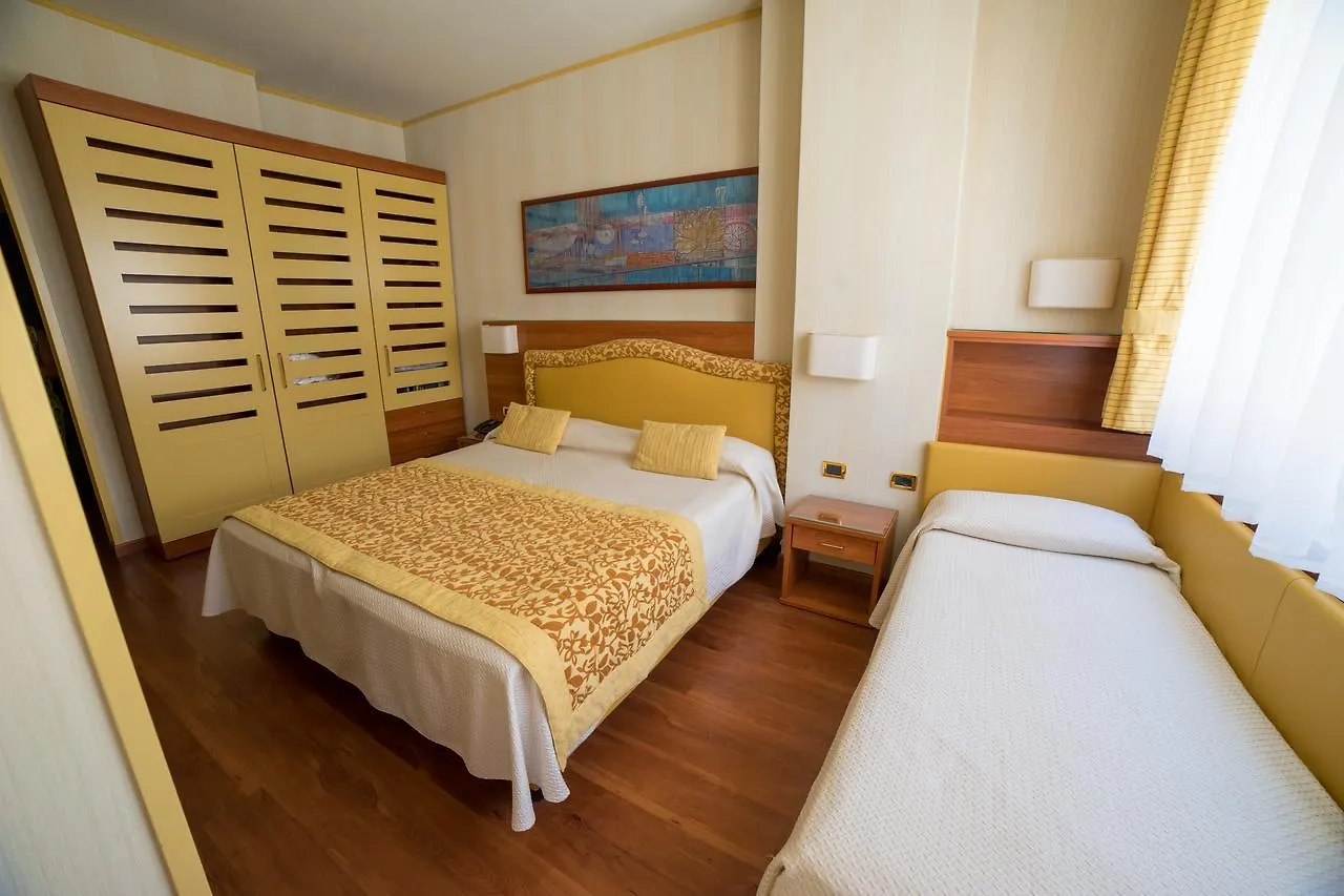 Hotel Garden Lido Loano 4*,